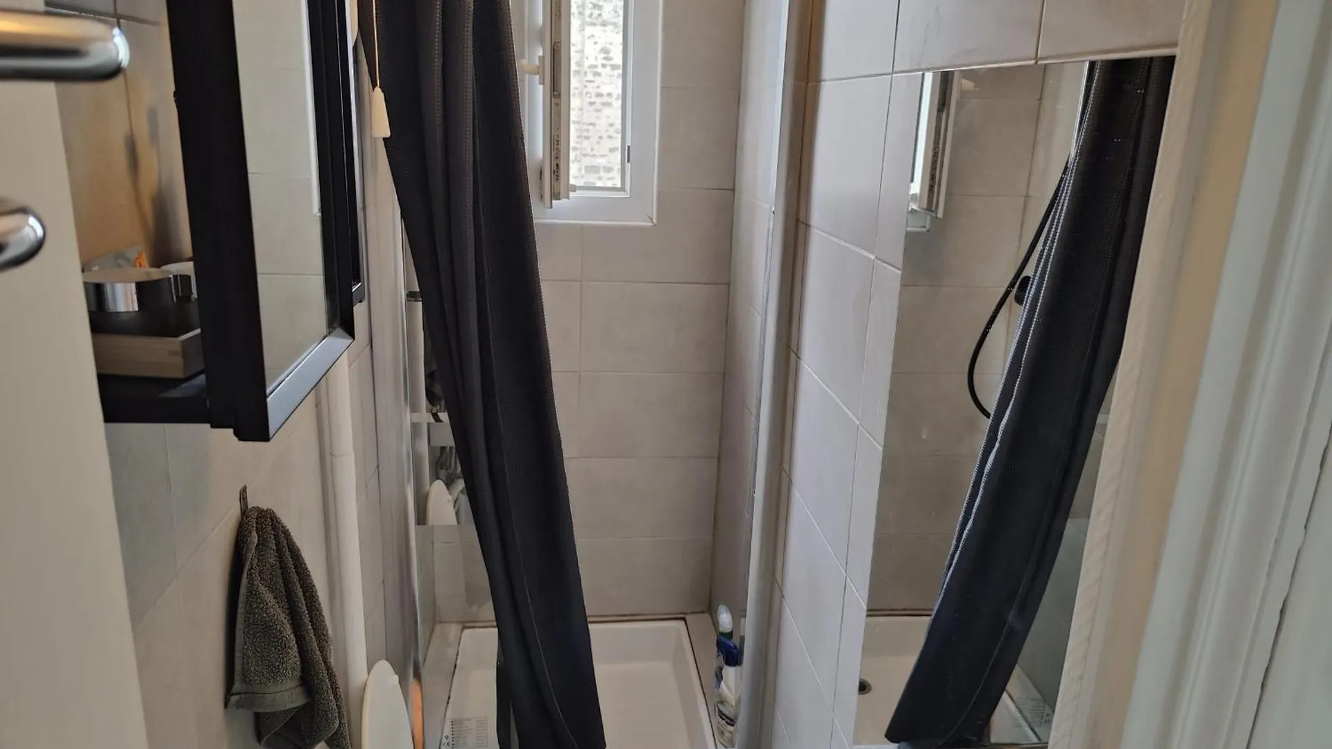 Apartment 2 Rooms Near Bastille Paris France